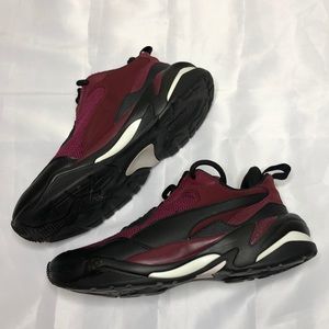 Puma Thunder Spectra in kids size 6 = women’s 7.5